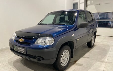 Chevrolet Niva I рестайлинг, 2017 год, 765 000 рублей, 1 фотография