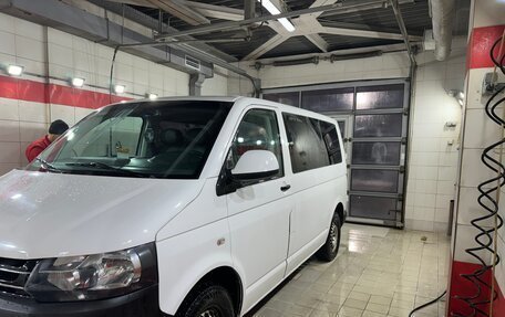 Volkswagen Caravelle T5, 2013 год, 1 700 000 рублей, 6 фотография