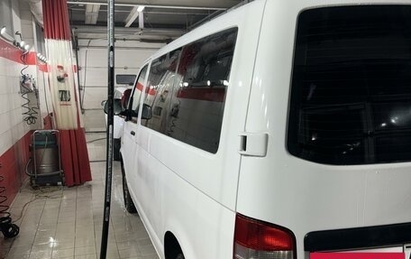 Volkswagen Caravelle T5, 2013 год, 1 700 000 рублей, 4 фотография