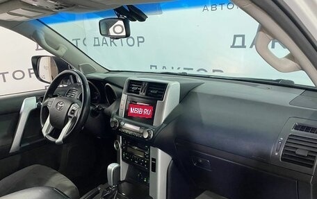 Toyota Land Cruiser Prado 150 рестайлинг 2, 2010 год, 2 399 000 рублей, 12 фотография