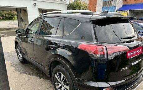 Toyota RAV4, 2016 год, 2 270 000 рублей, 3 фотография