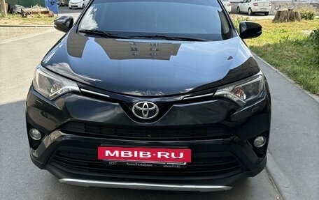 Toyota RAV4, 2016 год, 2 270 000 рублей, 6 фотография