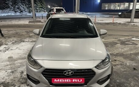 Hyundai Solaris II рестайлинг, 2018 год, 840 000 рублей, 4 фотография