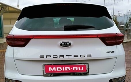 KIA Sportage IV рестайлинг, 2018 год, 2 300 000 рублей, 6 фотография