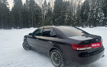 Hyundai Sonata VI, 2007 год, 599 000 рублей, 7 фотография