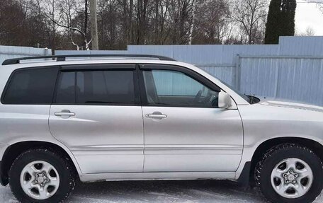 Toyota Highlander III, 2002 год, 1 100 000 рублей, 7 фотография