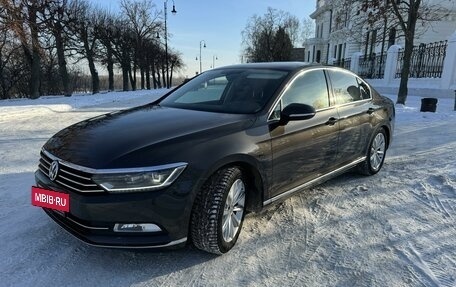 Volkswagen Passat B8 рестайлинг, 2017 год, 2 320 000 рублей, 2 фотография