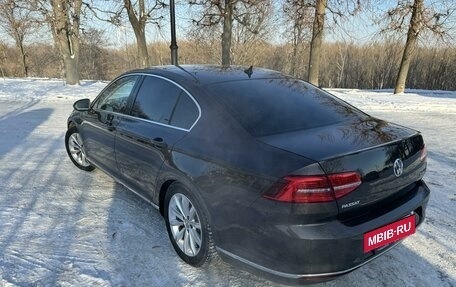 Volkswagen Passat B8 рестайлинг, 2017 год, 2 320 000 рублей, 4 фотография