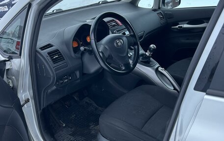 Toyota Auris II, 2009 год, 590 000 рублей, 5 фотография