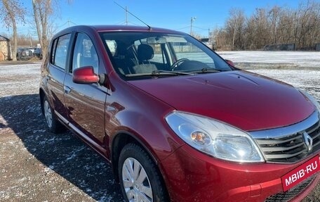 Renault Sandero I, 2011 год, 780 000 рублей, 2 фотография