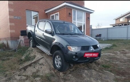 Mitsubishi L200 IV рестайлинг, 2008 год, 835 000 рублей, 3 фотография