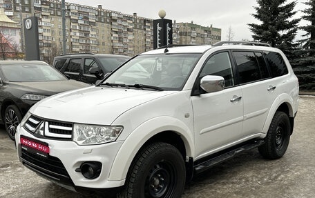 Mitsubishi Pajero Sport II рестайлинг, 2015 год, 1 948 001 рублей, 1 фотография