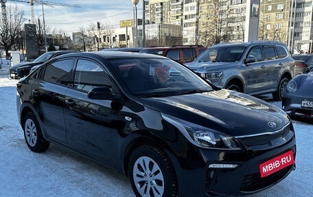 KIA Rio IV, 2019 год, 1 830 000 рублей, 3 фотография