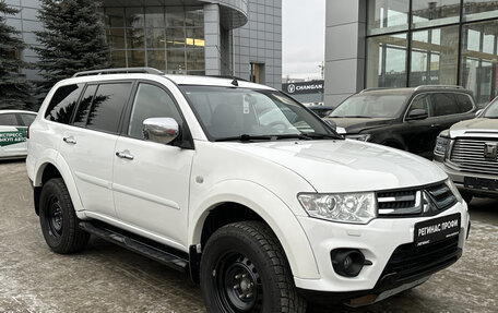 Mitsubishi Pajero Sport II рестайлинг, 2015 год, 1 948 001 рублей, 3 фотография