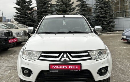 Mitsubishi Pajero Sport II рестайлинг, 2015 год, 1 948 001 рублей, 2 фотография