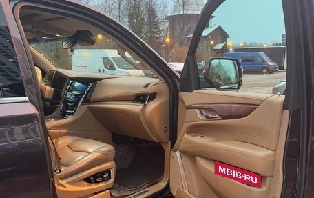 Cadillac Escalade IV, 2015 год, 4 499 999 рублей, 15 фотография