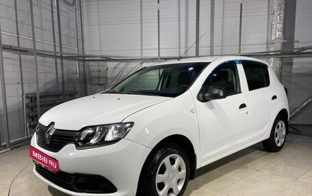 Renault Sandero II рестайлинг, 2017 год, 749 000 рублей, 1 фотография