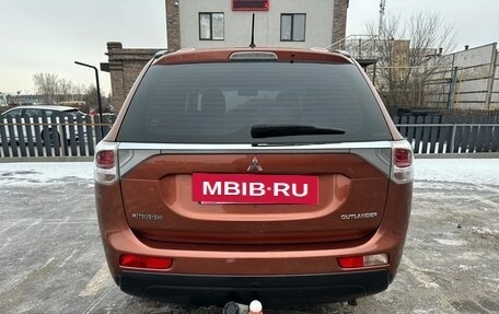 Mitsubishi Outlander III рестайлинг 3, 2012 год, 1 259 900 рублей, 5 фотография