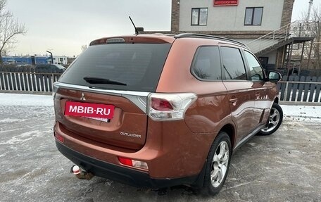 Mitsubishi Outlander III рестайлинг 3, 2012 год, 1 259 900 рублей, 7 фотография