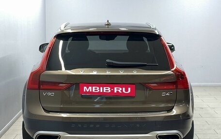 Volvo V90 Cross Country I рестайлинг, 2017 год, 3 345 000 рублей, 6 фотография