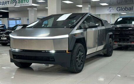 Tesla Cybertruck, 2024 год, 39 500 000 рублей, 2 фотография