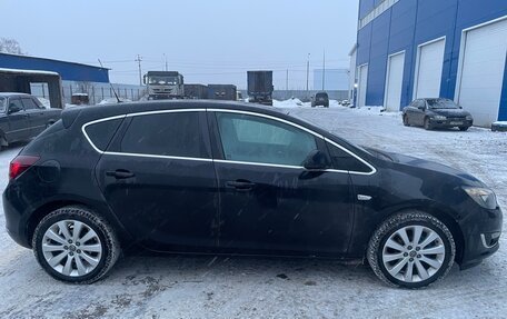 Opel Astra J, 2014 год, 930 000 рублей, 5 фотография