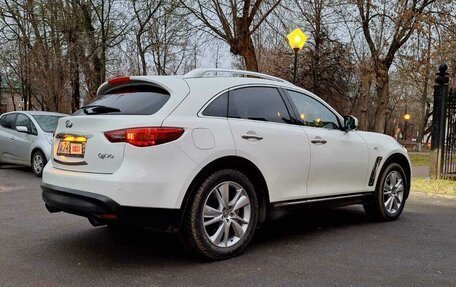 Infiniti QX70, 2014 год, 2 700 000 рублей, 3 фотография