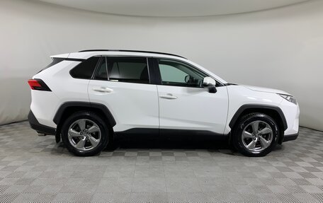 Toyota RAV4, 2020 год, 2 698 000 рублей, 15 фотография