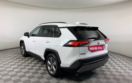 Toyota RAV4, 2020 год, 2 698 000 рублей, 18 фотография