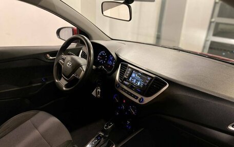 Hyundai Solaris II рестайлинг, 2018 год, 1 550 000 рублей, 12 фотография