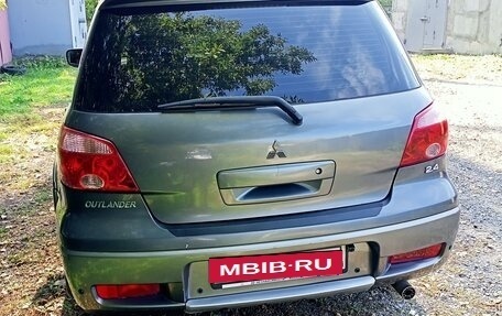 Mitsubishi Outlander III рестайлинг 3, 2006 год, 750 000 рублей, 8 фотография