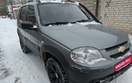 Chevrolet Niva I рестайлинг, 2014 год, 699 999 рублей, 6 фотография