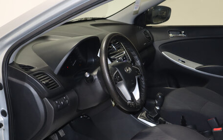 Hyundai Solaris II рестайлинг, 2012 год, 767 000 рублей, 9 фотография