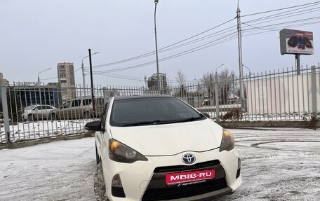 Toyota Aqua I, 2013 год, 1 000 000 рублей, 1 фотография