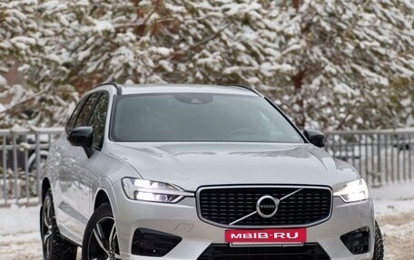 Volvo XC60 II, 2019 год, 4 200 000 рублей, 2 фотография