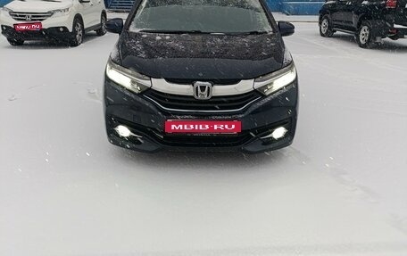 Honda Shuttle II, 2016 год, 1 330 000 рублей, 1 фотография