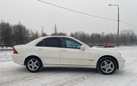 Mercedes-Benz C-Класс, 2004 год, 930 000 рублей, 7 фотография