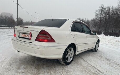 Mercedes-Benz C-Класс, 2004 год, 930 000 рублей, 9 фотография