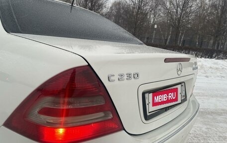 Mercedes-Benz C-Класс, 2004 год, 930 000 рублей, 11 фотография