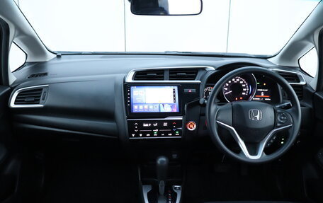 Honda Fit III, 2019 год, 1 150 000 рублей, 16 фотография