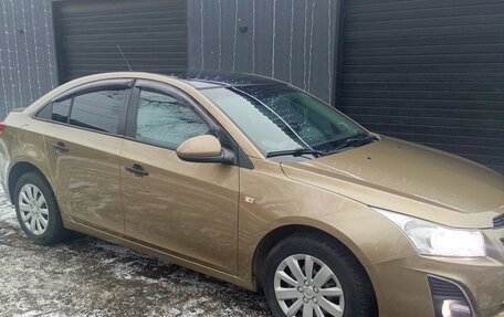 Chevrolet Cruze II, 2013 год, 950 000 рублей, 4 фотография