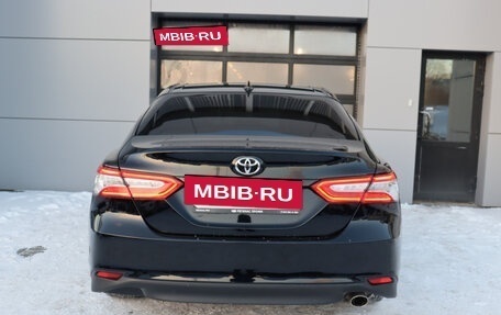 Toyota Camry, 2020 год, 2 899 000 рублей, 6 фотография