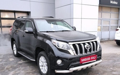 Toyota Land Cruiser Prado 150 рестайлинг 2, 2015 год, 3 799 000 рублей, 2 фотография