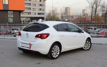 Opel Astra J, 2011 год, 553 000 рублей, 4 фотография