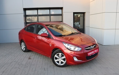 Hyundai Solaris II рестайлинг, 2012 год, 880 000 рублей, 2 фотография