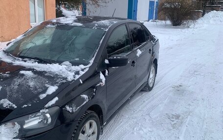 Volkswagen Polo VI (EU Market), 2013 год, 500 000 рублей, 2 фотография