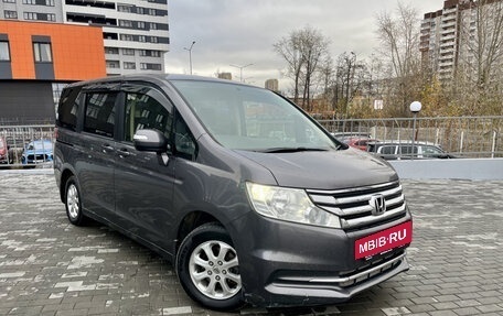 Honda Stepwgn IV, 2014 год, 1 569 000 рублей, 2 фотография