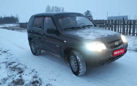 Chevrolet Niva I рестайлинг, 2015 год, 610 000 рублей, 1 фотография