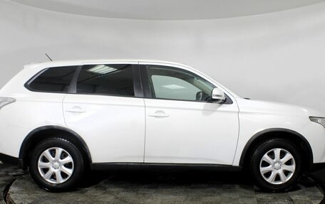 Mitsubishi Outlander III рестайлинг 3, 2014 год, 1 580 000 рублей, 4 фотография