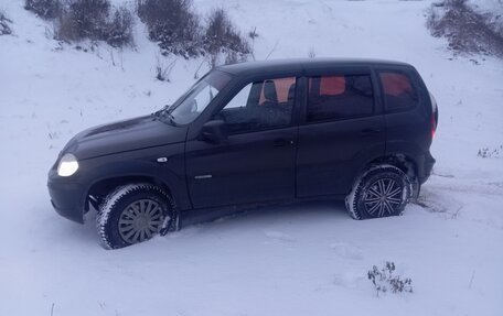 Chevrolet Niva I рестайлинг, 2015 год, 610 000 рублей, 5 фотография